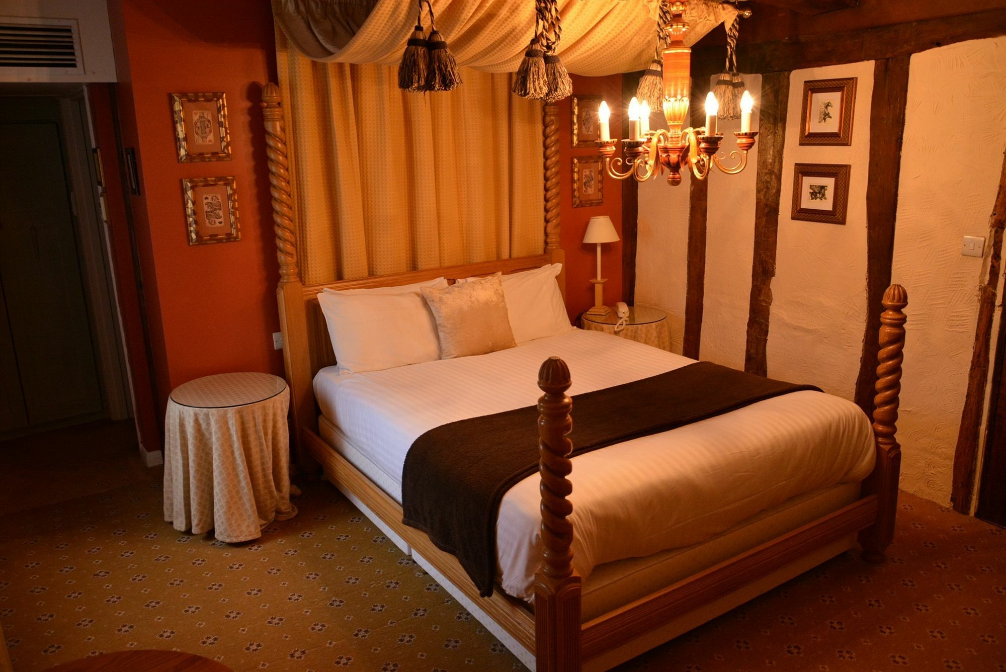 The George Hotel קולצ'סטר מראה חיצוני תמונה